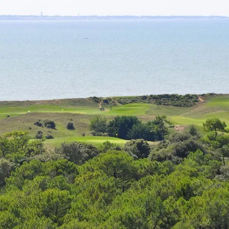 Casa de Férias Pavillon à Saint-jean-de-monts: 2 Chambres, Proche Plage, Forêt Et Commerces, Jardin Clos - Fr-1-323-259 *