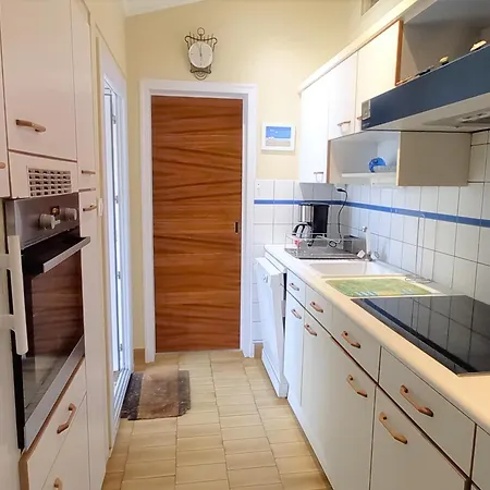 Pavillon A Saint-jean-de-monts: 2 Chambres, Proche Plage, Foret Et Commerces, Jardin Clos - Fr-1-323-259 Holiday home *